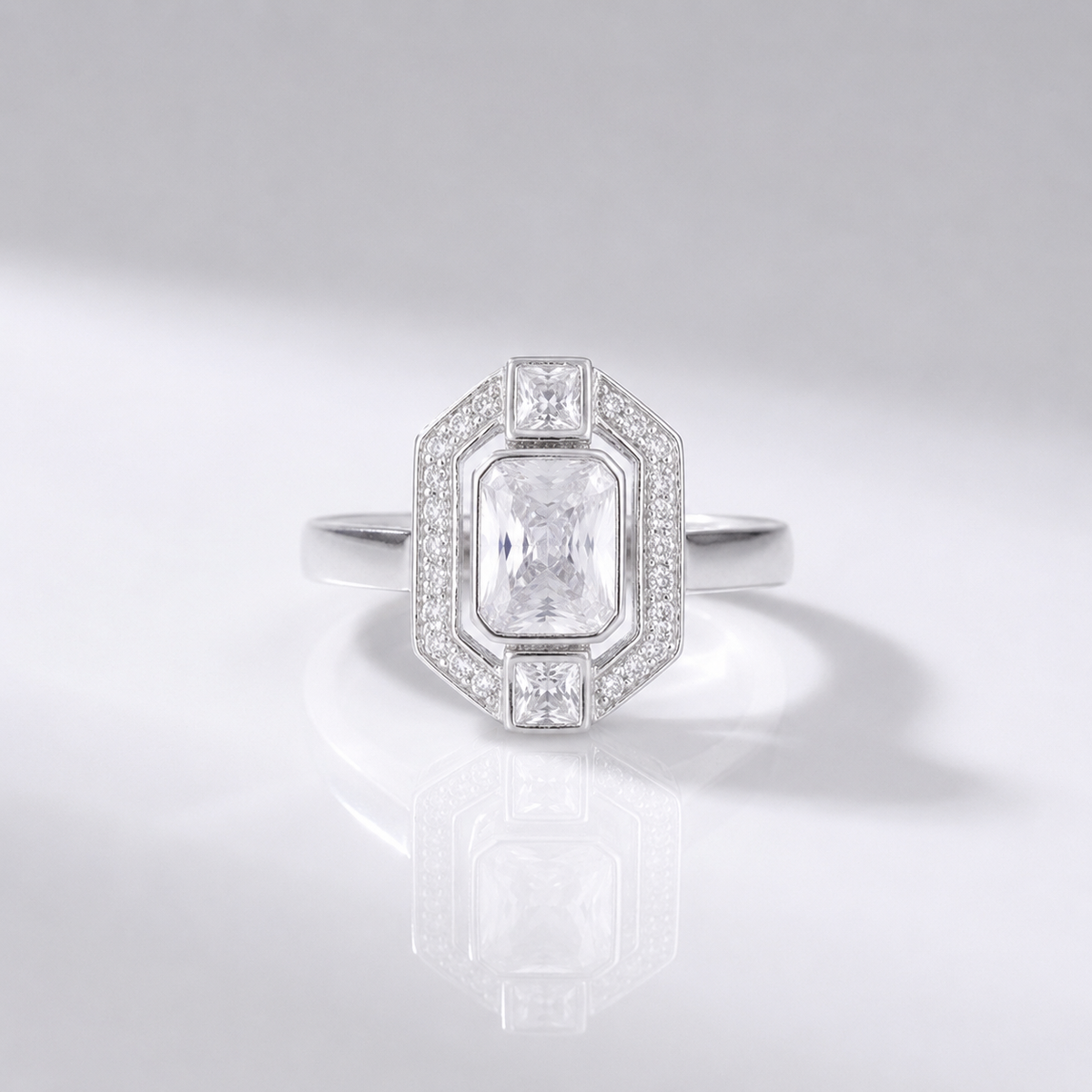 DIAMOND SQUARE VINTAGE RING